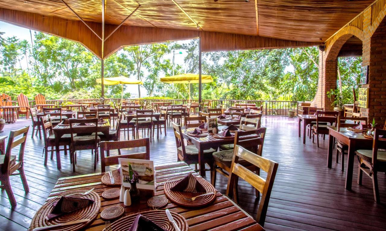 Heaven Restaurant & Boutique Hotel Kigali Exterior foto