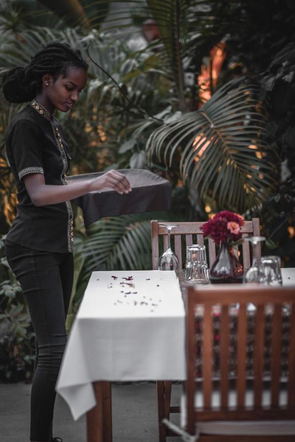 Heaven Restaurant & Boutique Hotel Kigali Exterior foto